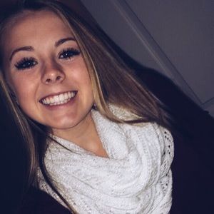 Meet your Posher, Evelyn