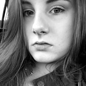 Meet your Posher, Adaley