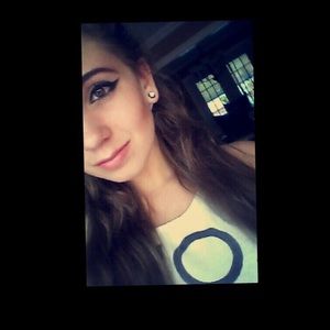 Meet your Posher, Erika