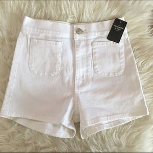 Abercrombie & Fitch white high waisted shorts NWT