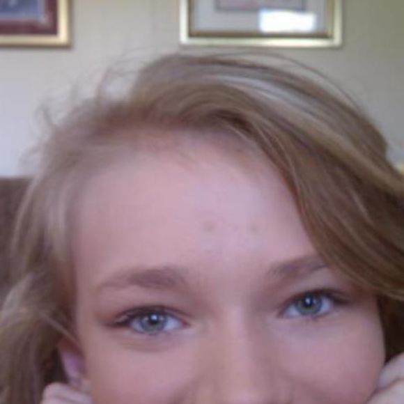 Meet your Posher, Ashlie