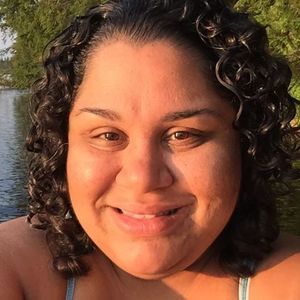 Meet your Posher, Yandira