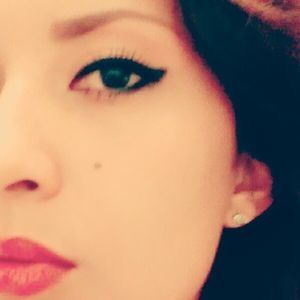 Meet your Posher, Mariela