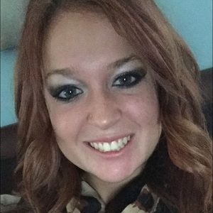 Meet your Posher, Lexi