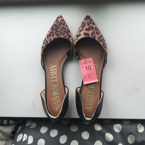 NWT cheetah print flats