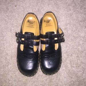 Dr.Martens buckle down shoes