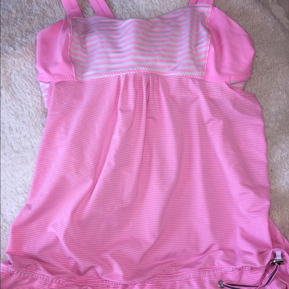 Lululemon pink top
