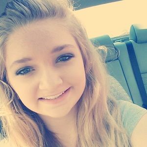 Meet your Posher, Mallory