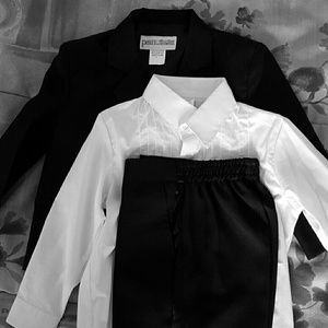 Kids tuxedo