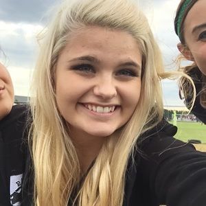 Meet your Posher, Hailey