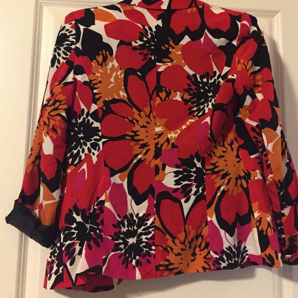 Floral blazer - Picture 3 of 3