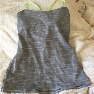 Lululemon top