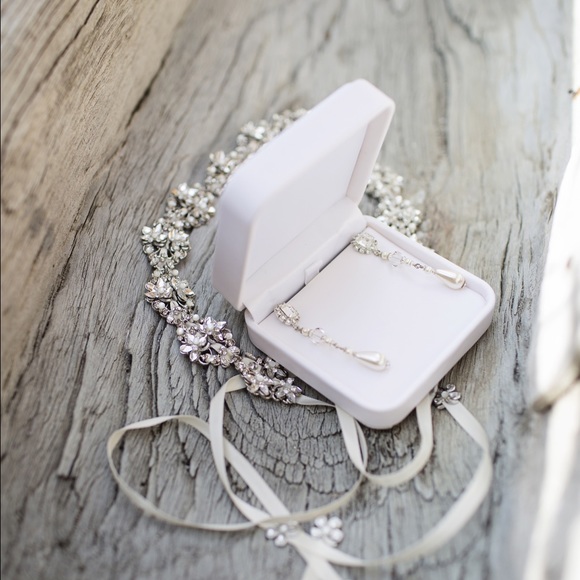 Kleinfields Wedding Rhinestone Headband - Picture 3 of 4