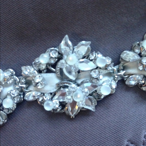 Kleinfields Wedding Rhinestone Headband - Picture 4 of 4