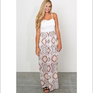 Sweetheart neckline crochet maxi dress
