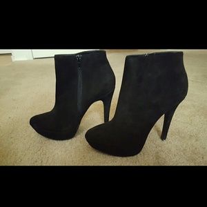 Steve Madden Black Booties