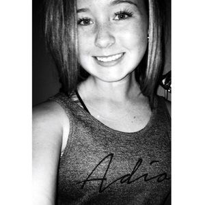 Meet your Posher, Bella