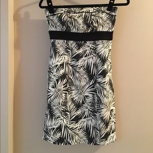 Black and white strapless summer dress.