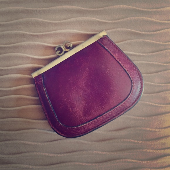 GUCCI Vintage kiss lock coin purse wallet GG logo