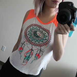 NWOT! Dreamcatcher Crop top