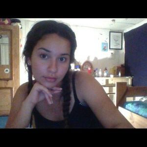 Meet your Posher, Adelaida