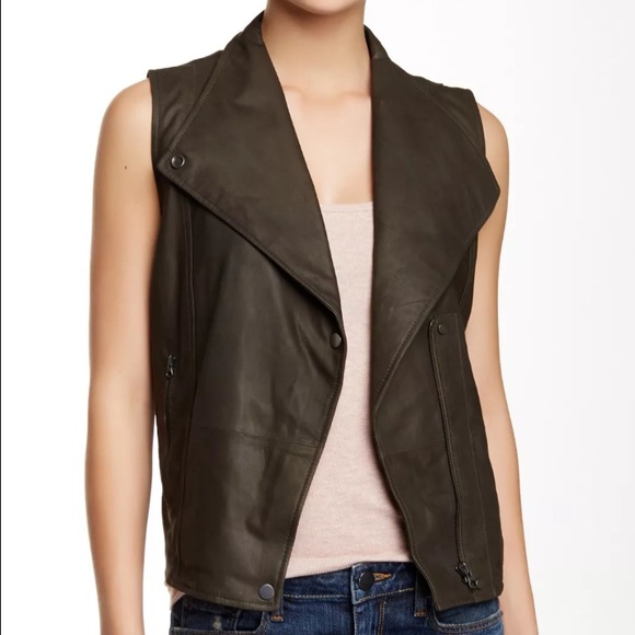 ❌❌SOLD❌❌💁🏽Host Pick💁🏽 Vince Leather Vest