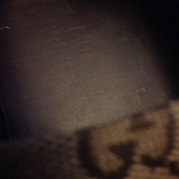 Signature gym shoe - Picture 2 of 5