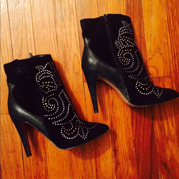 Chic Embelished Booties - Picture 2 of 4