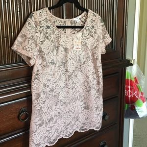 New bar III Lace Pink Top size small