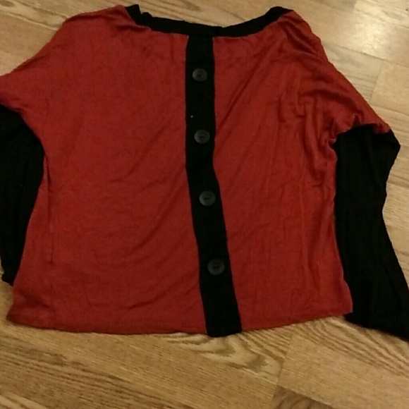 Flowy top - Picture 2 of 4