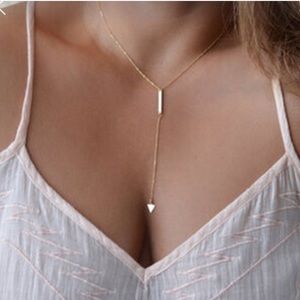 Gold triangle/aero bar necklace