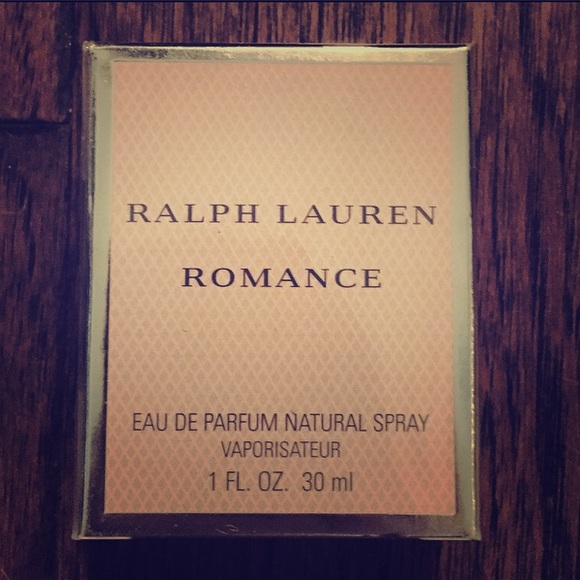 🎉SALE🎉NWT Ralph Lauren Romance Perfume