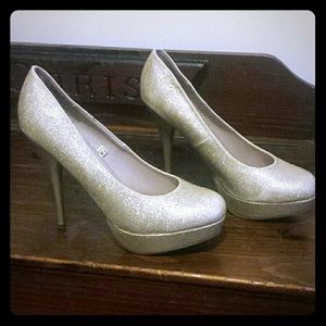 Sparkly heels!!!!