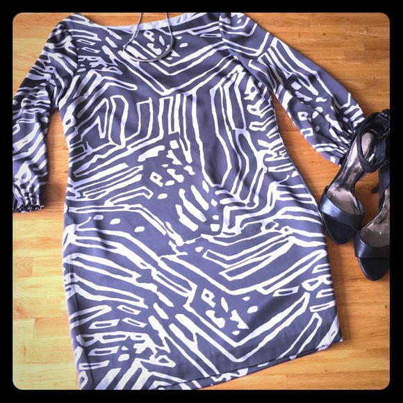 💥REDUCED💥Calvin Klein retro graphic shirt dress