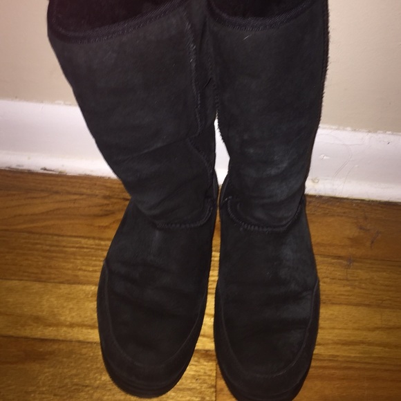 Black Ugg Boots *On Hold*