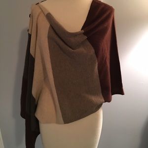 Claudia Nichole 100%Cashmere Poncho/Scarf