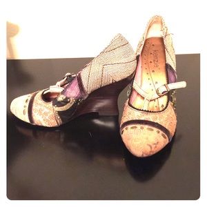 Super funky Kensie wedges!