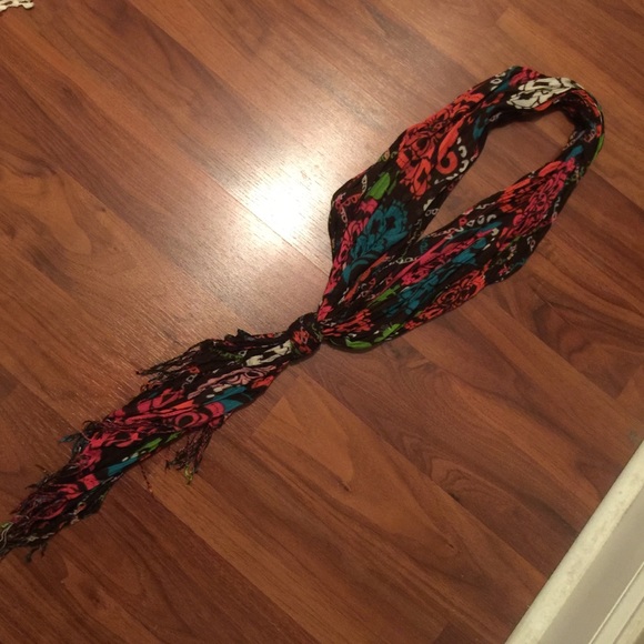 Vera Bradley "Lola" scarf