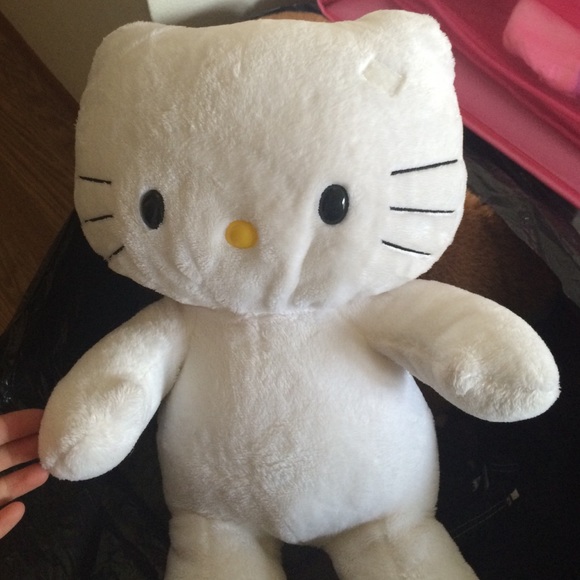 Hello kitty build a bear