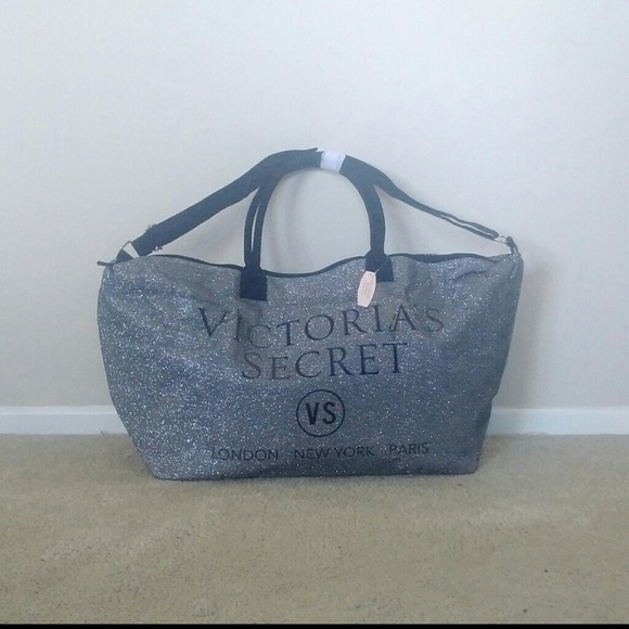 Victoria's Secret Duffle Bag NWT