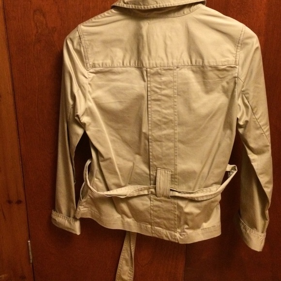 Jacket - Picture 3 of 4