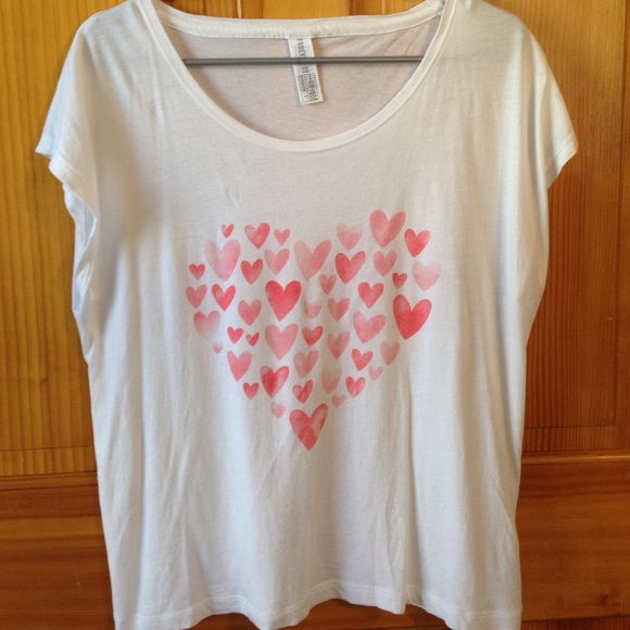 hearts tee 💕