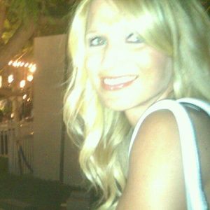 Meet your Posher, Pam