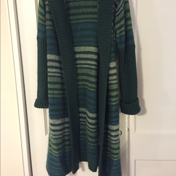 Sweater - Picture 2 of 4
