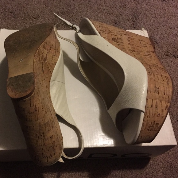 Aldo white wedges - Picture 2 of 3