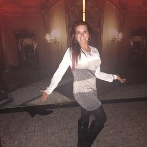 Meet your Posher, Mitzi