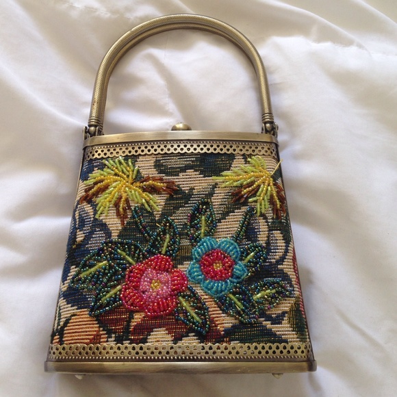Vintage Flowered Purse