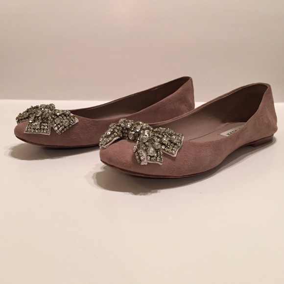 Steve Madden Shoes - Steve Madden Nude Rhinestone Bow Flats Size 6.5 Steve Madden Shoes - Steve Madden Nude Rhinestone Bow Flats Size 6.5