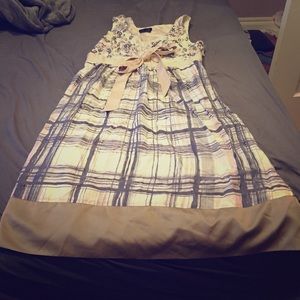 Size 8 Max and Cleo dress