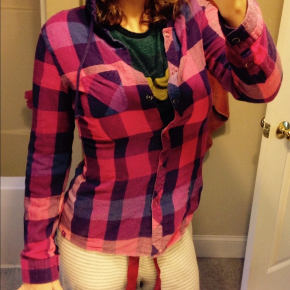 ❌SOLD❌Flannel hoodie 🎀 - Picture 4 of 4